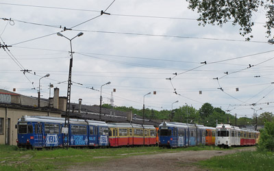 Die ex-Innsbrucker Flotte im stillgelegten Depot Helenowek